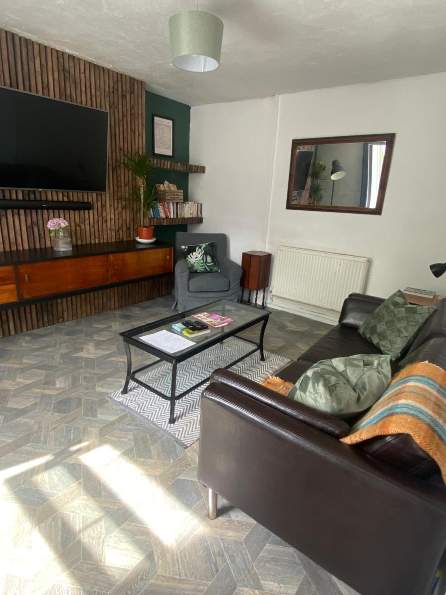 Mountain View Two Bedroom Llwynypia 외부 사진
