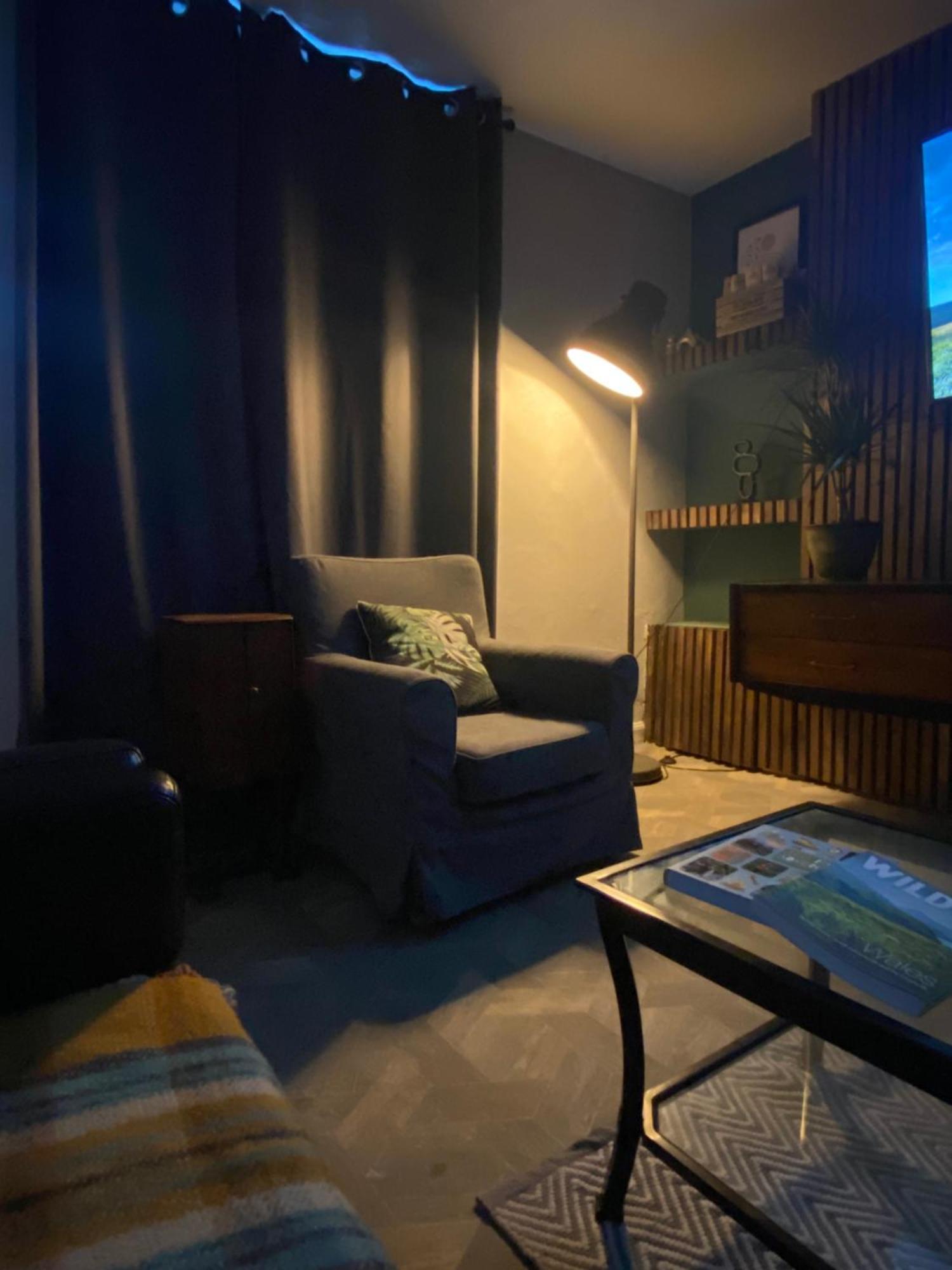 Mountain View Two Bedroom Llwynypia 외부 사진